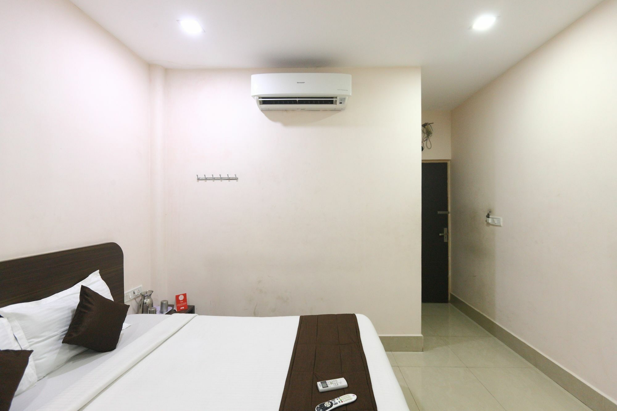 Hotel O Raaj Residency Csennai Kültér fotó
